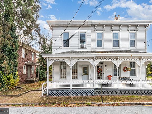 3rd image of 302 Juniata St