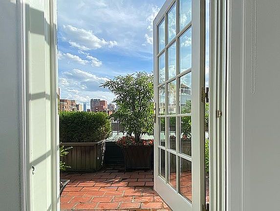 5th image of 125 E 84th St #Phb