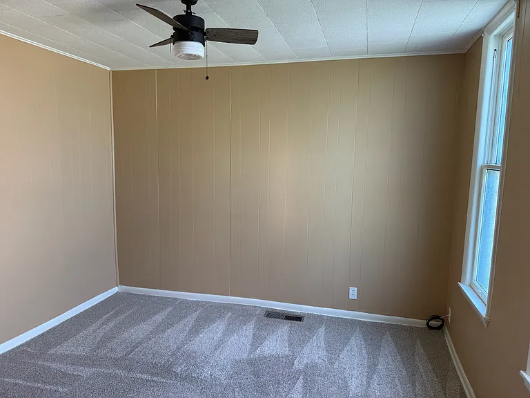 924 Commercial St #4 — Photo 4