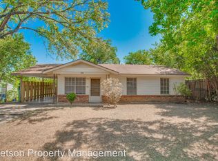 402 Bramble Dr, Austin, TX 78745