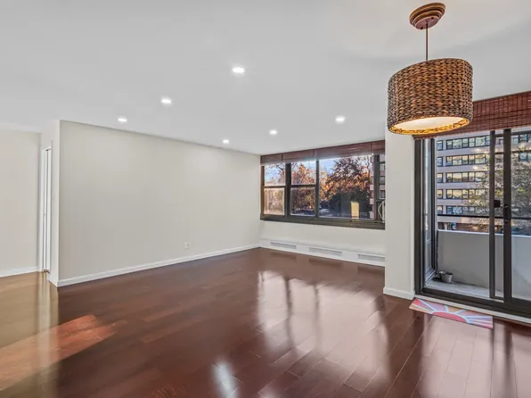 168-11 12th Avenue image 11 of 21