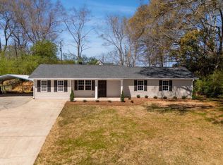 6014 Mitchell St, Flowery Branch, GA 30542