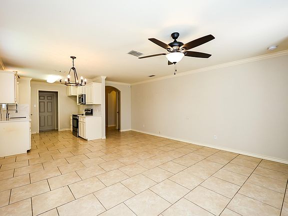 3rd image of 2657 Camargo Dr