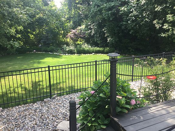 3rd image of 7293 Roberta Ln