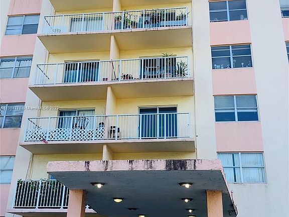 2nd image of 16465 NE 22nd Ave APT 604