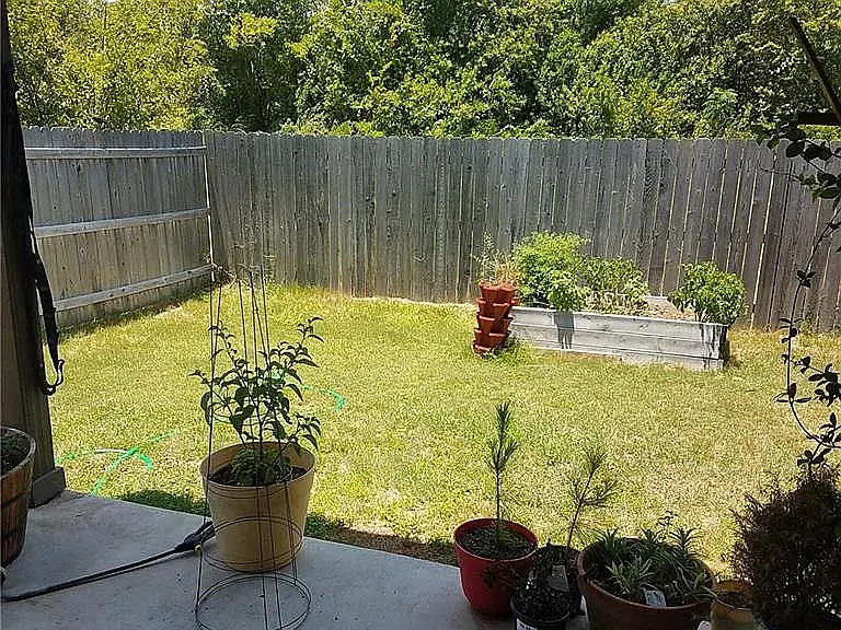 1091 Carolyn Cv — Photo 15