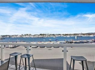 1807 W Bay Ave APT B, Newport Beach, CA 92663