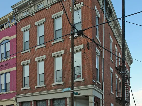 2469 W McMicken Ave, Cincinnati, OH