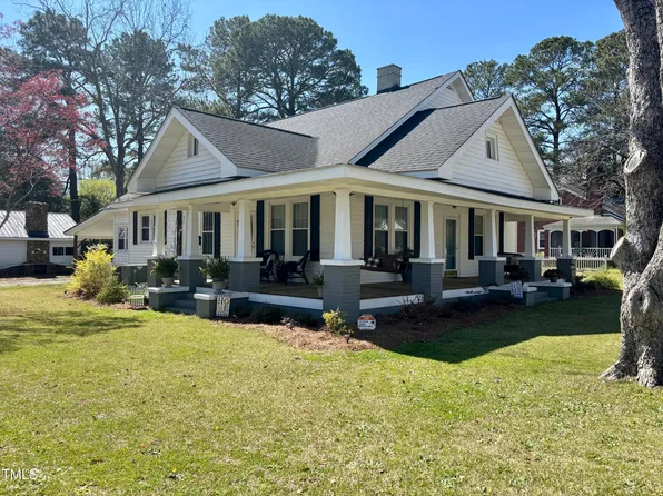 602 S Vermont St, Smithfield, NC 27577
