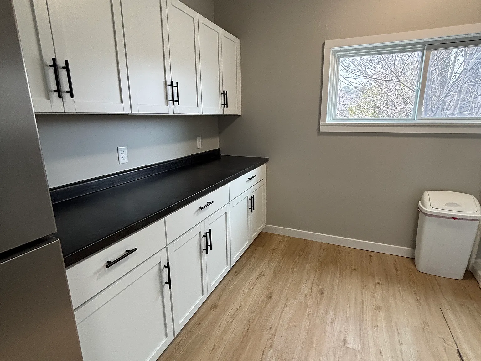 205 Pewabic St — Photo 4
