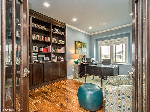 4th image of 4003 NE Bellagio Cir
