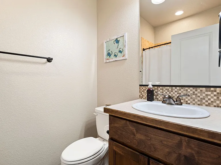 2938 Joseph Dr — Photo 15