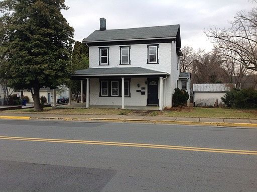 1st image of 202 S Royal Ave #1