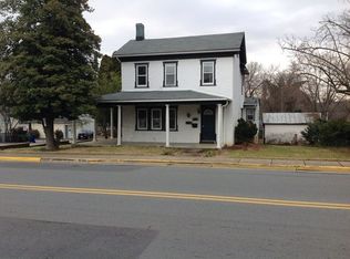 202 S Royal Ave #1, Front Royal, VA
