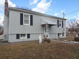 95 Babylon St, Islip Terrace, NY 11752