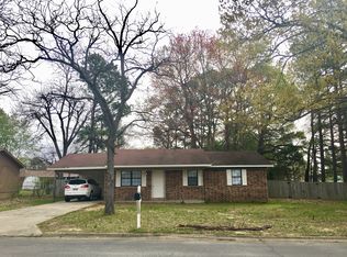 2 Robbye Ln, Searcy, AR 72143