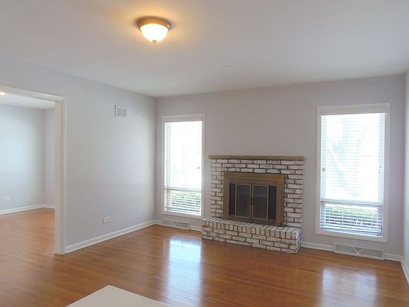 4th image of 1901 Strenger Ln