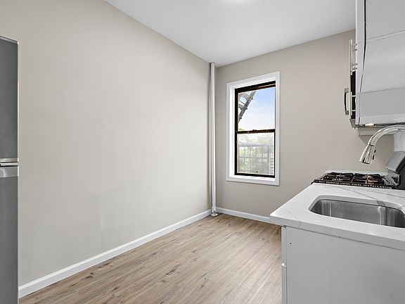 4th image of 304 50th St #5