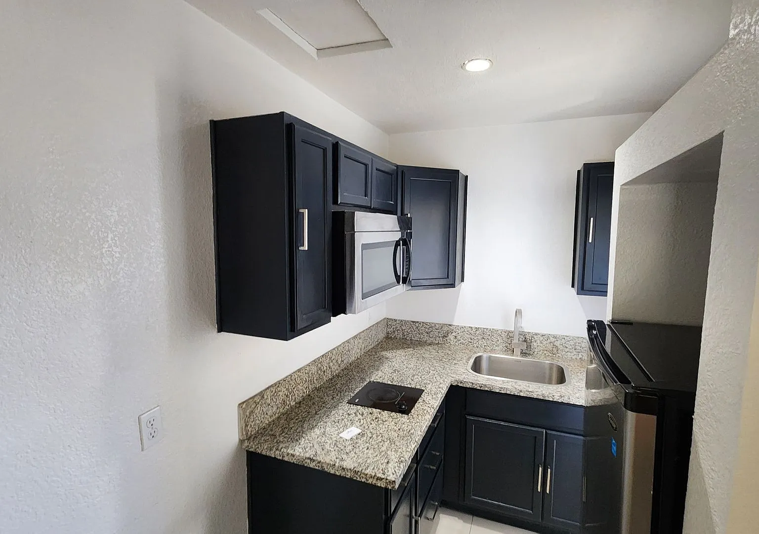 1401 E Carson Ave Unit 11 — Photo 4
