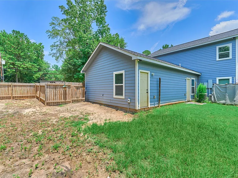 18147 Firepine Ln — Photo 24