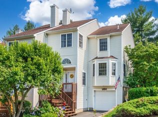 1 Kevin Rd, Lincoln Park, NJ 07035