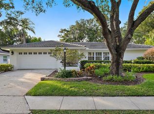 2240 Riverside Dr N, Clearwater, FL 33764