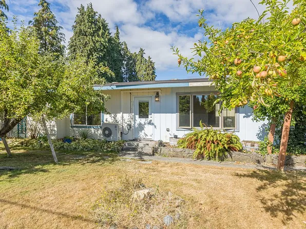 2402 S Peabody St, Port Angeles, WA 98362