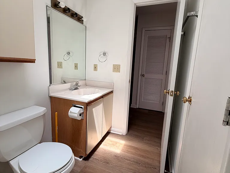 366 Summerwalk Cir — Photo 17