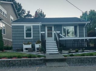 4055 32nd Ave SW, Seattle, WA 98126