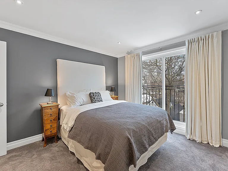 111 Summerhill Ave — Photo 36