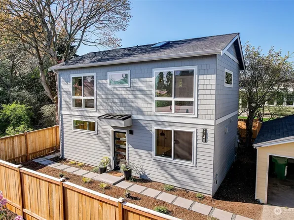 734 N 91st Street #B, Seattle, WA 98103
