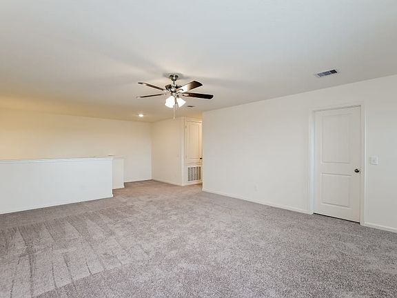 5th image of 27214 Clear Breeze Dr #B