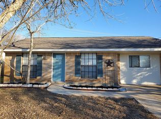 2005 Castle Gate Cir, San Marcos, TX 78666