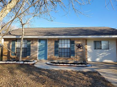 2005 Castle Gate Cir, San Marcos, TX, 78666