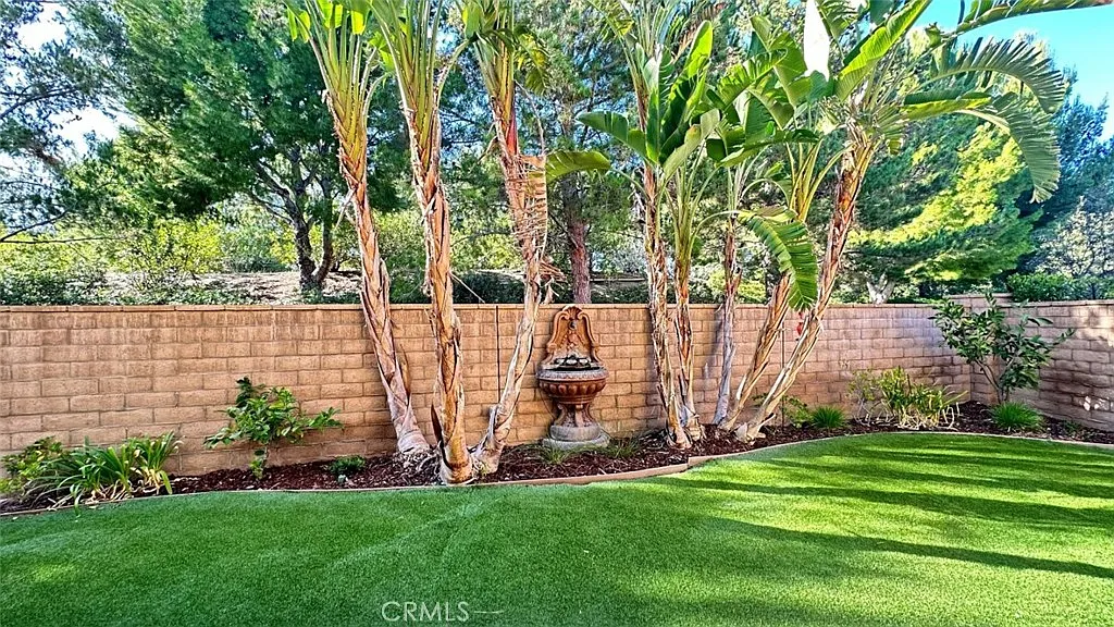4 bed, 4.5 bath, 2753 sqft, $6,800 — Photo 1