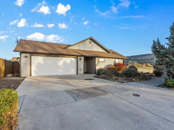 26 NE Buena Villa Dr, Prineville, OR 97754
