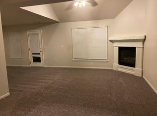 3616 SW Chelsea Dr, Topeka, KS 66614