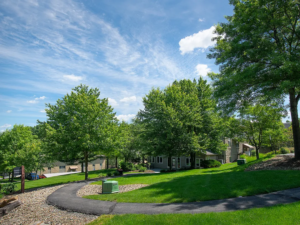 North Pointe Commons