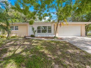 1978 Rebecca Dr, Clearwater, FL 33764