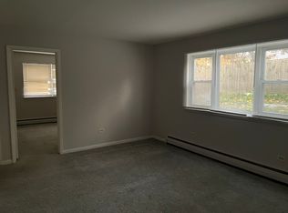 8274 W Elizabeth Ave APT 1, Niles, IL 60714