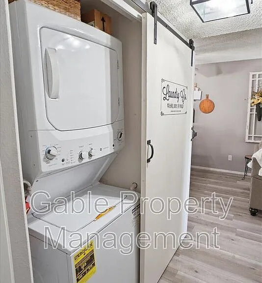 20305 Rue Crevier #585 — Photo 13