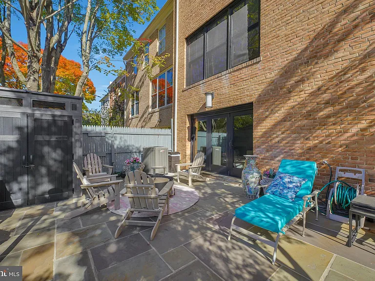 4732 Massachusetts Ave NW — Photo 35