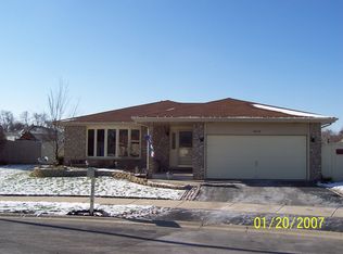 5016 Golf Ct, Midlothian, IL 60445