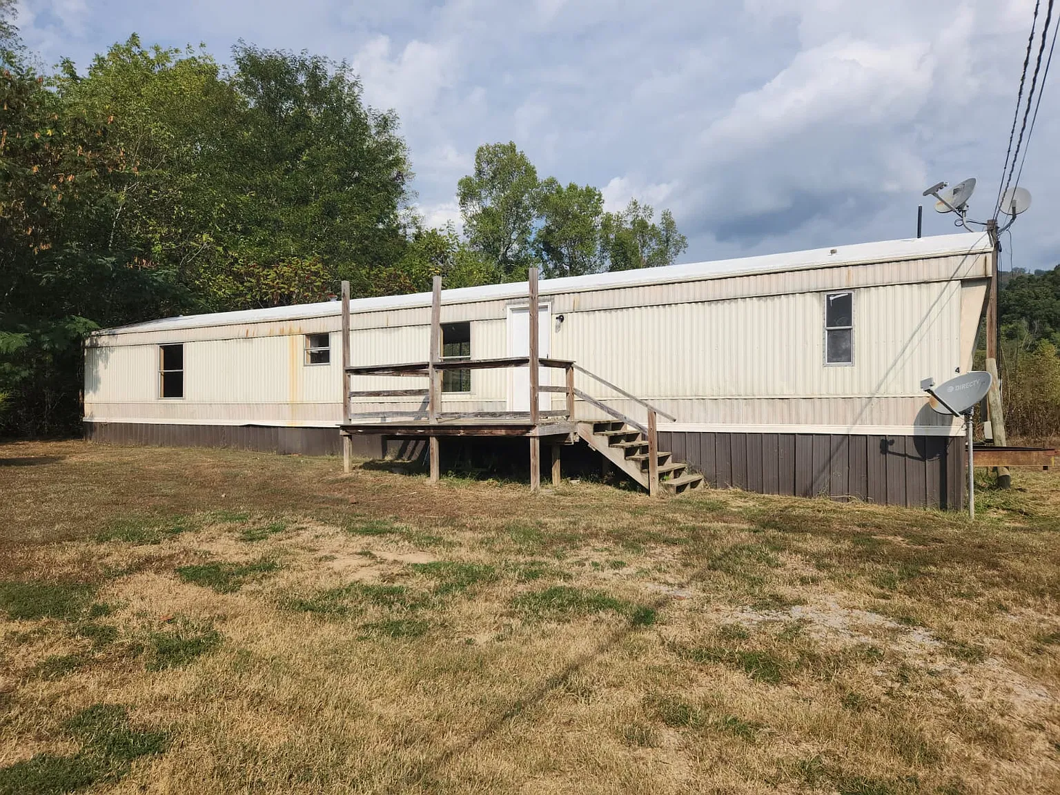 3 bed, 1000 sqft, $1,000 — Photo 1