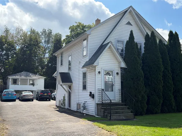 3218 Pearl St, Endicott, NY 13760