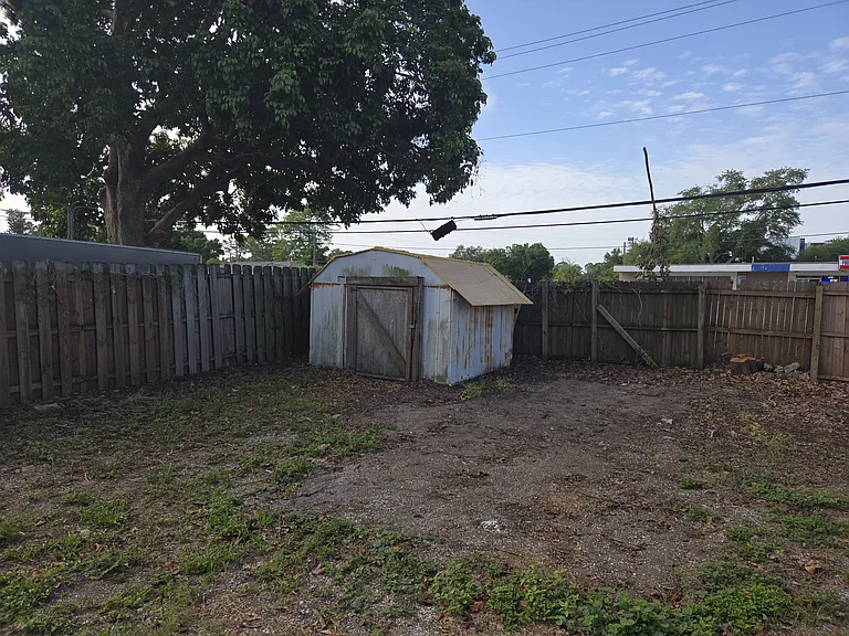 2505 25th Avenue Dr W — Photo 23