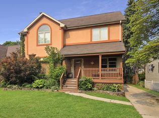 974 Webster Ln, Des Plaines, IL 60016