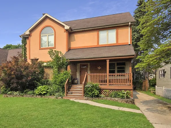 974 Webster Ln, Des Plaines, IL 60016