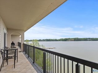 12100 Two Rivers Dr #PENTHOUSE B, Athens, AL 35611
