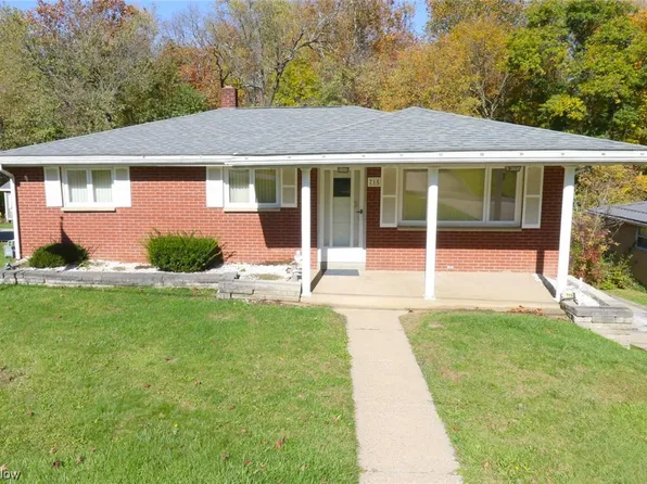 715 Douglas Ave, Steubenville, OH 43953